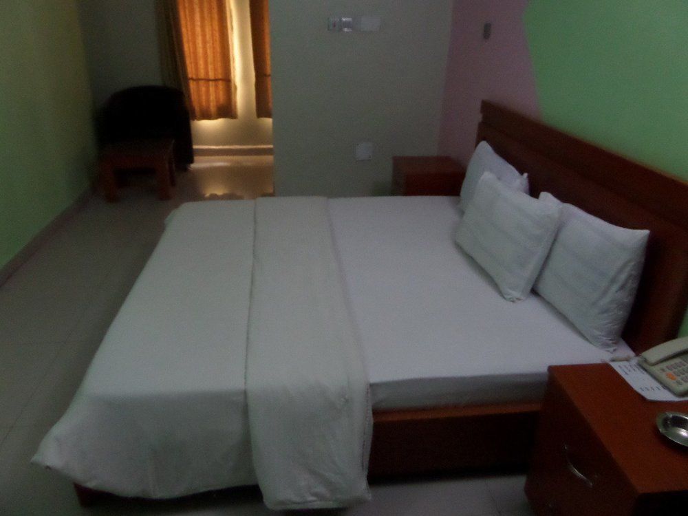 Flamingo Hotel Festac Town Kültér fotó