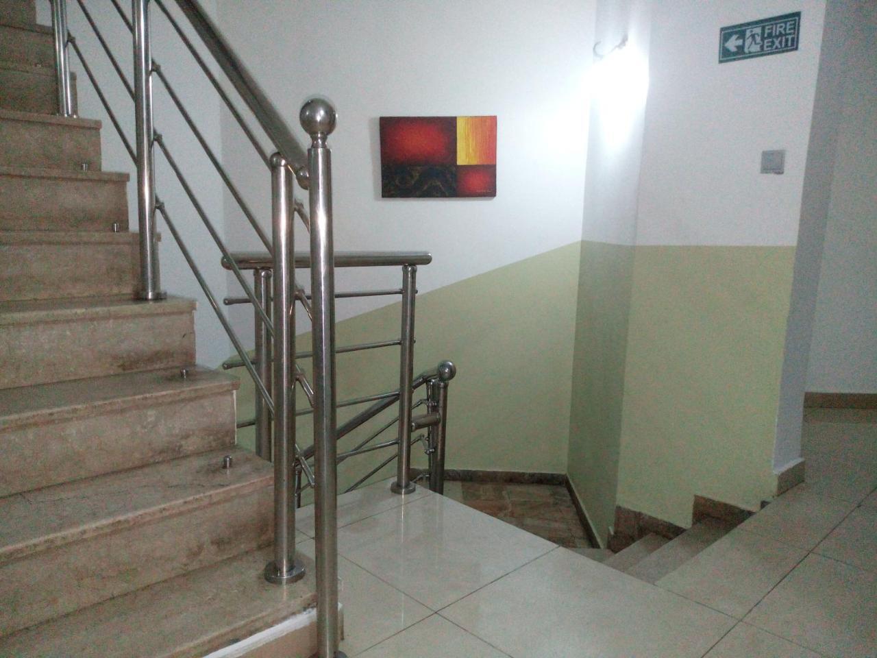 Flamingo Hotel Festac Town Kültér fotó