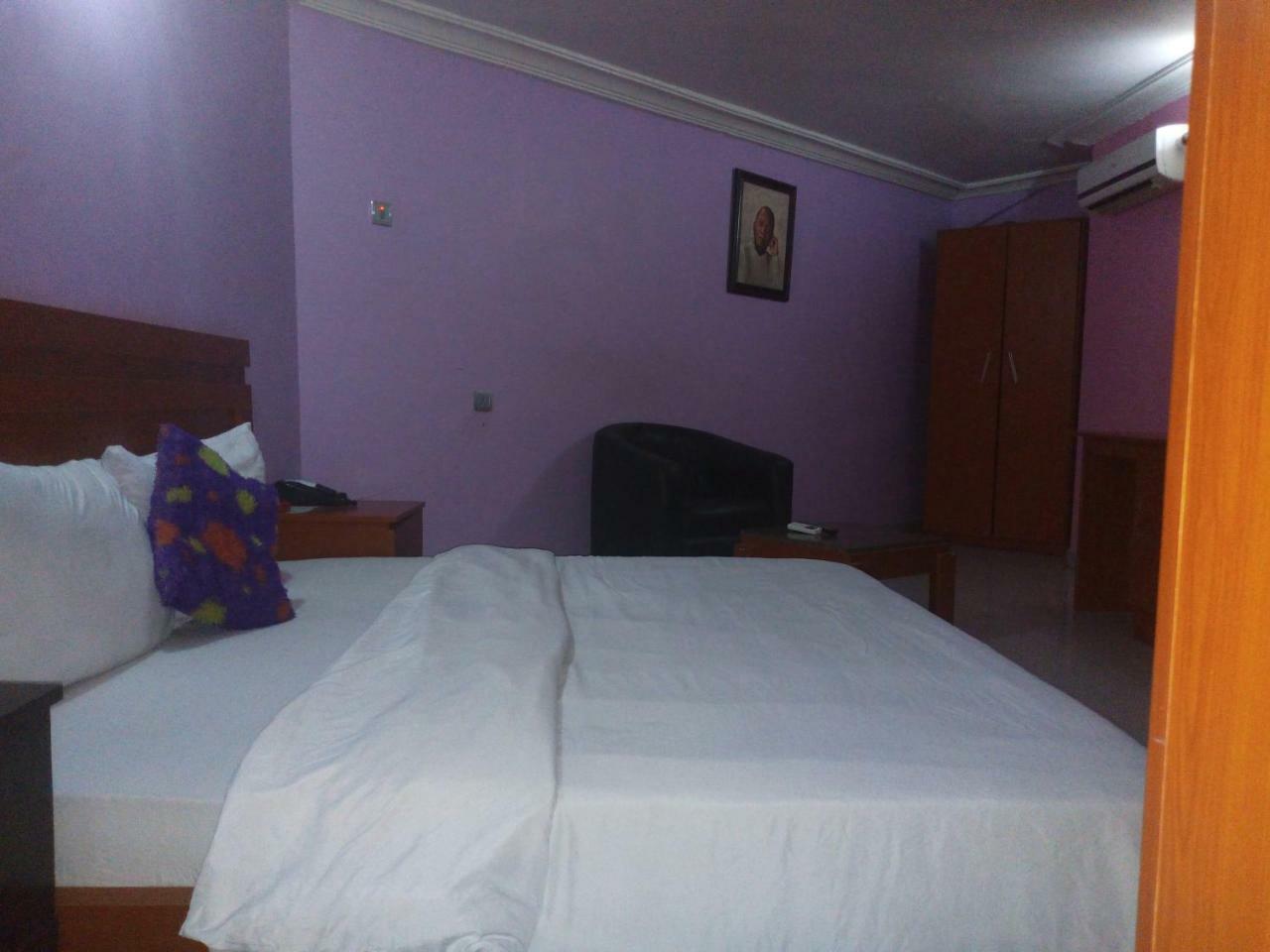 Flamingo Hotel Festac Town Kültér fotó